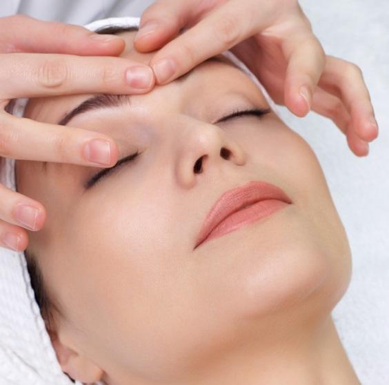 Massagem Facial Alefe Freitas